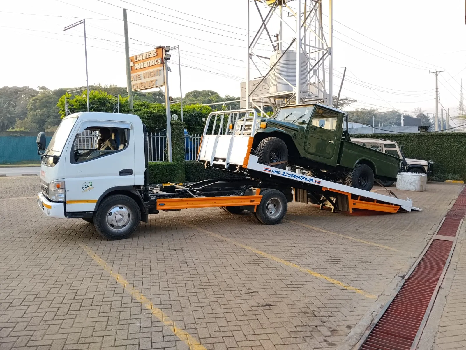 Griffin Breakdown Services crew recovering a vehicle in Nairobi
